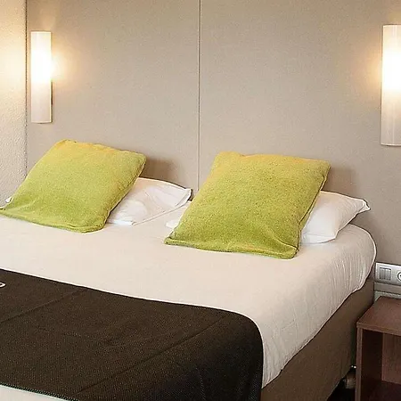 Otel Campanile