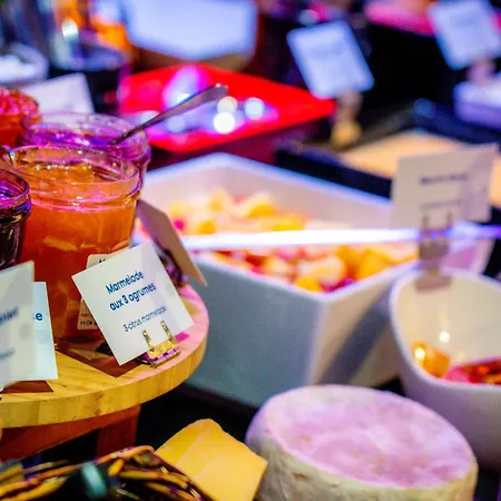 Hotel Campanile Viré