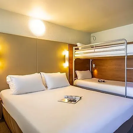 Campanile Hotel 3*