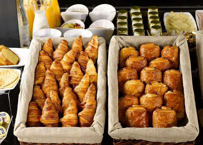 Hotel Campanile Viré