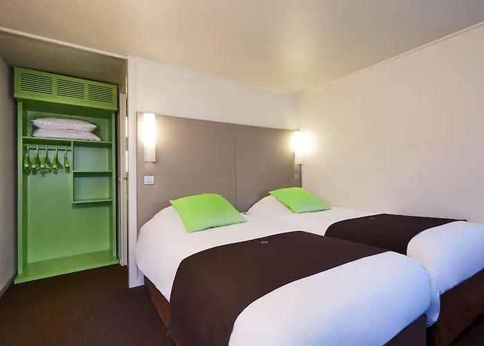 Hotel Campanile Viré