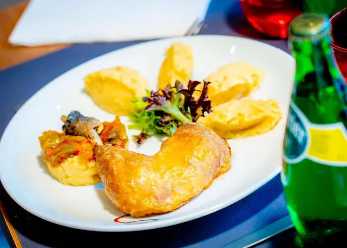 Hotel Campanile Viré