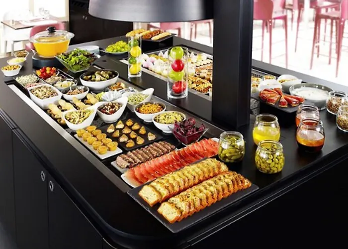 Campanile Hotel Viré