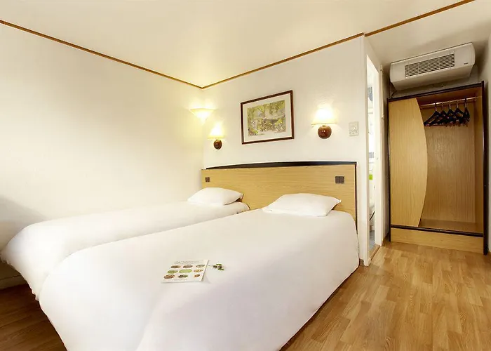 Campanile Hotel Viré